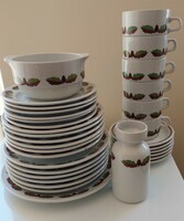 Alföldi oak leaf porcelain set
