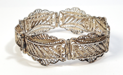 Beautiful filigree silver bracelet
