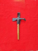 OSZTRÁK MAGYAR UTÁSZ CSÁKÁNY