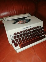Privilege 25 typewriters