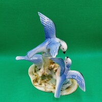 Retro porcelain birds