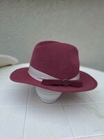 Women's mauve hat