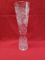 Karcsú kristály váza 30 cm magas
