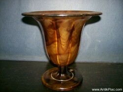 Glass vase with base 15 cm high and 15.5 Cm in diameter