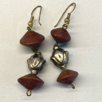 Vintage wooden dangling earrings