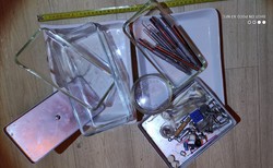 SOK DARAB MOST VEGYE VIGYE ÁRON!!!  Fogászati eszközök régi egyben üveg porcelán fogásztálak is