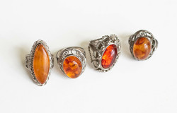 Rings with amber stones - 4 pieces of retro jewelry