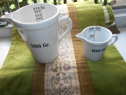 2 apothecary measuring cups 100 g and 500 g together