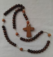 Wooden rosary reader