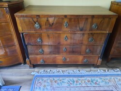 Bieder sublot with 4 drawers