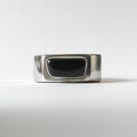 Onixköves ezüst gyűrű │ 7,8 g │ 925% │ 59-es