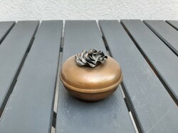 Copper decorative ring holder