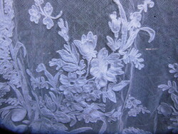 Tablecloth - lace - needlework - 140 x 140 cm - old - Austrian - to be repaired in a few places!!