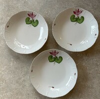 Három Herendi ciklámenes tányér