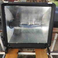 Outdoor large reflector