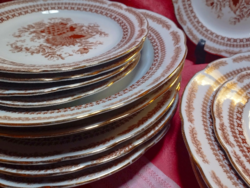 Beautiful porcelain tableware pieces!