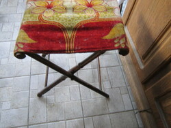 Retro folding chair seat