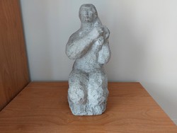 (K) limestone sculpture figurative, more than 5 kilos!