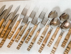 Vintage wooden handle cutlery set (18 pcs)