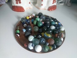 1008 Grams, 75 pieces, 4 old glass balls of different sizes