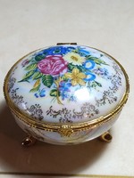 Beautiful flower-patterned mother-of-pearl porcelain jewelry box