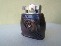 Antique gasoline lighter with metal casing, as shown in the pictures, without flint
