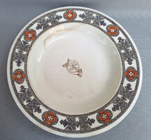 Kézzel festett , jelzett antik porcelán tányér