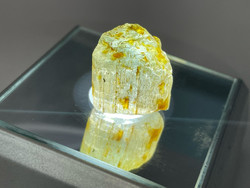 Aquamarine -   1 pcs stone-    suitable for jewelry making   - rough -39ct
