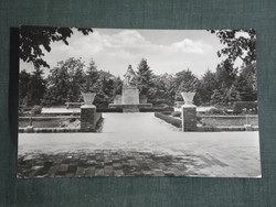 Képeslap, Csongrád, park hősi emlékmű részlet,1976-