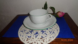 Herendi , teás  zöld peremes egy személyre , csésze  9,4 x 6,1 cm , kistányér 17,8 cm , 243 jelű
