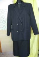 Fekete női magyar konfekció kosztüm 46