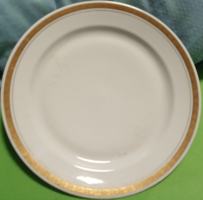 Ritkább, peremén arany mintázatú/nem csík/, Alföldi porcelán tányér