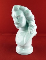 Rákóczi Ferenc herendi porcelán szobor
