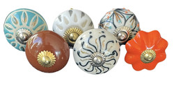 S6-025 Vintage stílusú porcelán bútorgomb szett (6 db-os)