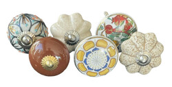 S6-024 Vintage stílusú porcelán bútorgomb szett (6 db-os)