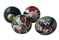 S4-07 Vintage stílusú porcelán bútorgomb szett (4 db-os)