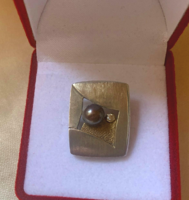 Designer medál Brill és gyöngy