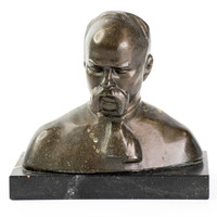 Maxim Gorky fém büszt
