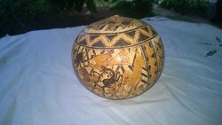 Csörgő afrikai   hangszer- 11x11 cm, szép hibátlan állapot