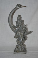 A.FORETAG  figurális szobor