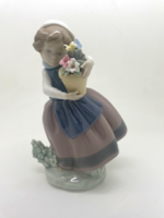 Lladro porcelain girl with scarf and flower basket 17cm 5223