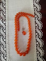 Borostyán  gyöngysor / nyaklánc 68 cm +  borostyán bross / kitűző / kalaptű