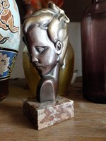 Ardeco bronz szobor