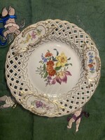 Gyönyörű MPM porcelán ,  virágos áttört szélű gyönyörű tányér!