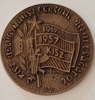 Bognár György jelzéssel  A KISZ Belügyminisztérium Bizottságától 1919 - 1957 bronz emlék plakett