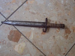 Nagyon régi szurony