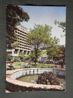 Képeslap,Salgótarján,Karancs szálló,park,szökőkút látkép,részlet, 1973-