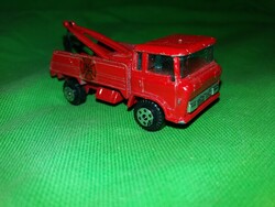 Retro fém Yatming piros autómentő fém játék kisautó állapot a képek szerint