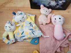 Szundikendő játékokkal 105. (Cicás) - Nappy with toys 104. (Cat)