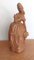 (K) Berki kerámiaszobor 32 cm magas